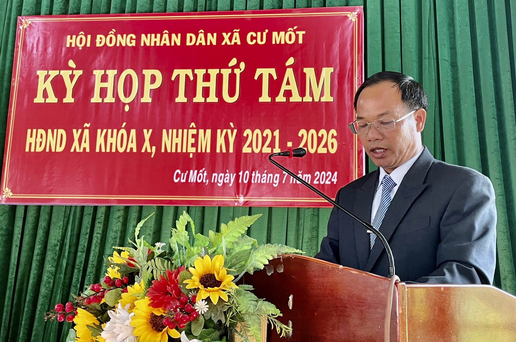 HĐND xã Cư Mốt tổ chức kỳ họp thứ Tám, khóa X nhiệm kỳ 2021 – 2026